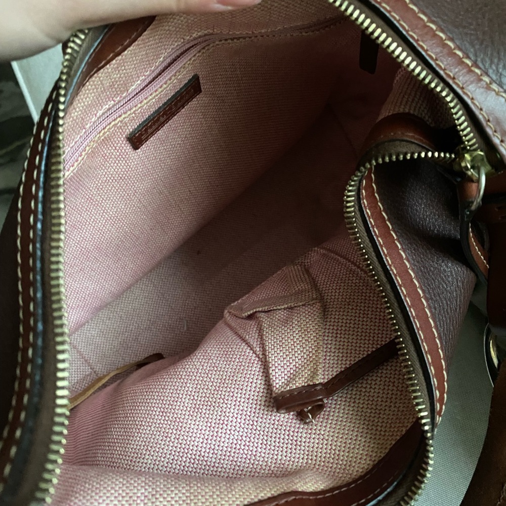 GIVVY DEC 31 Like new Amber Dooney & Bourke Medium Stretch Slouched Shoulder Bag - Picture 8 of 11
